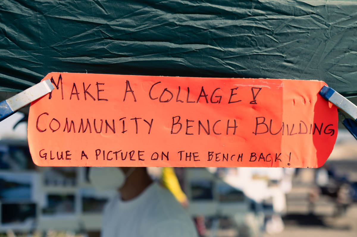 sign for making a collage