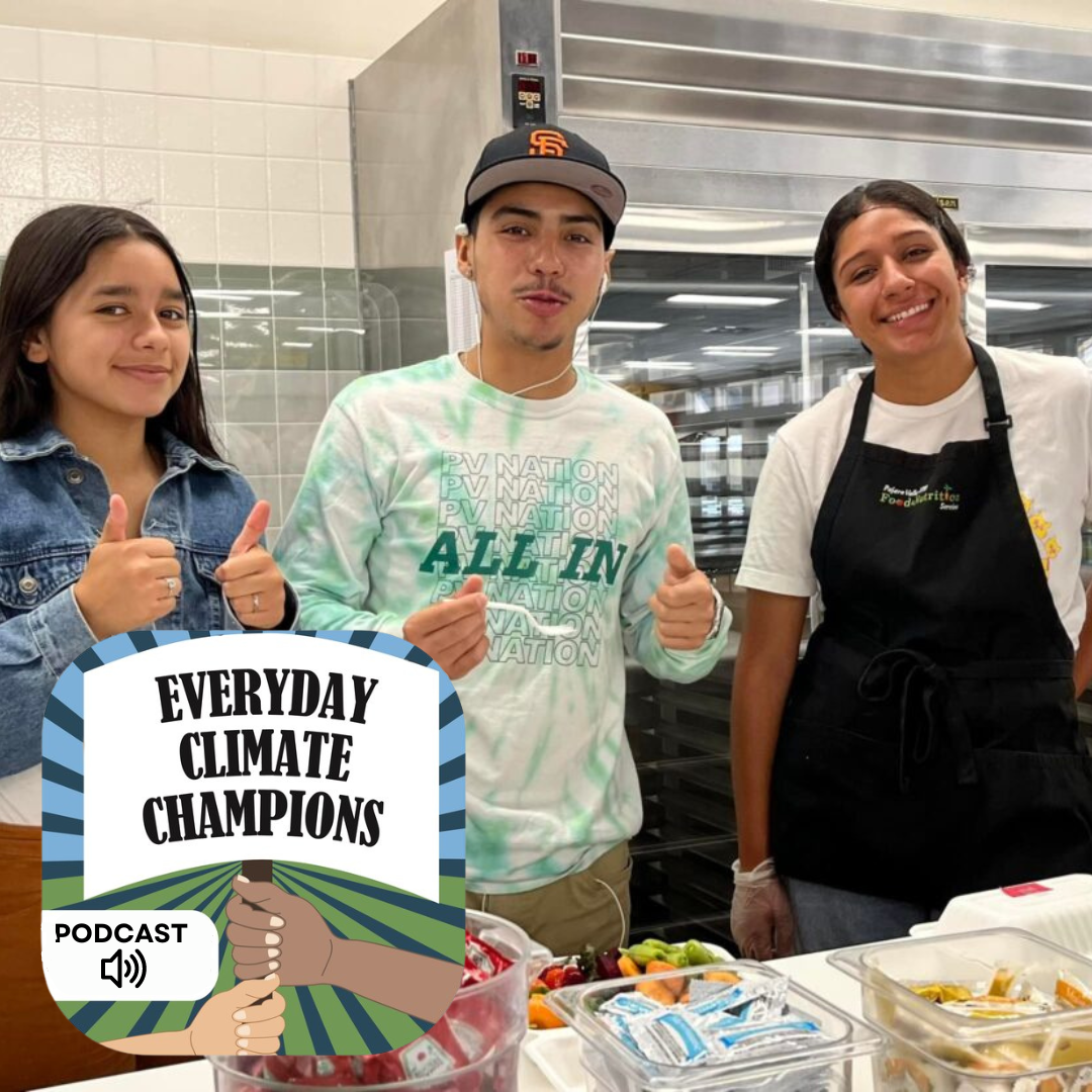 photo of students in cafeteria