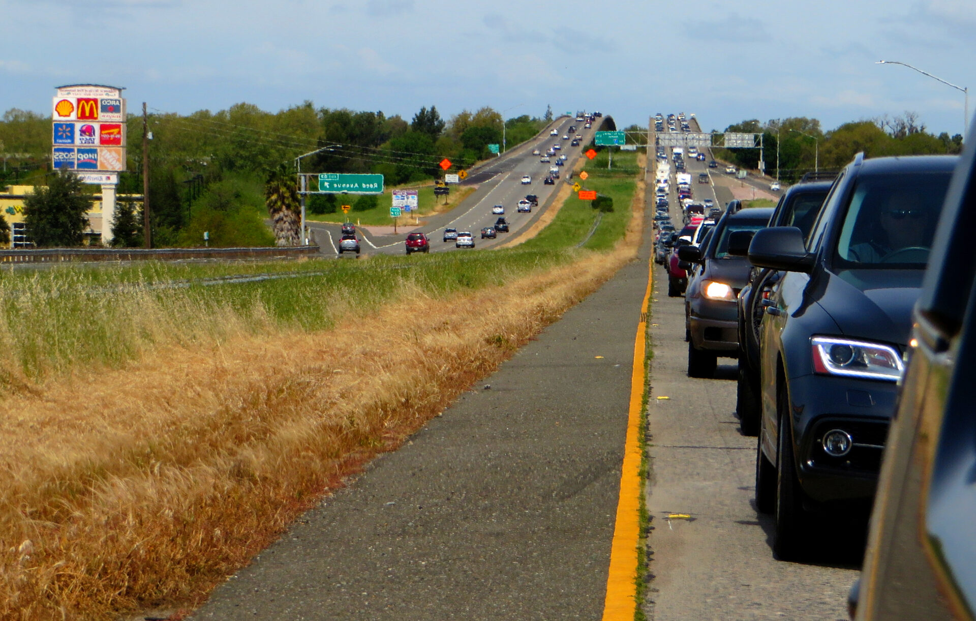 Traffic jam on I-80 near Sacramento. Photo: Ken Lund